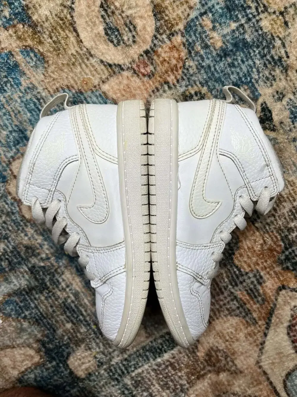 Air Jordan 1 Mid GS Triple White Tumbled Leather